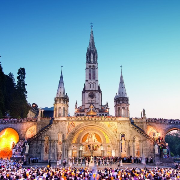 Pellegrinaggio a Lourdes